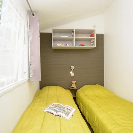 Kemp Mobil-home Pmr Avec Terrasse A - Api-1-52-1030